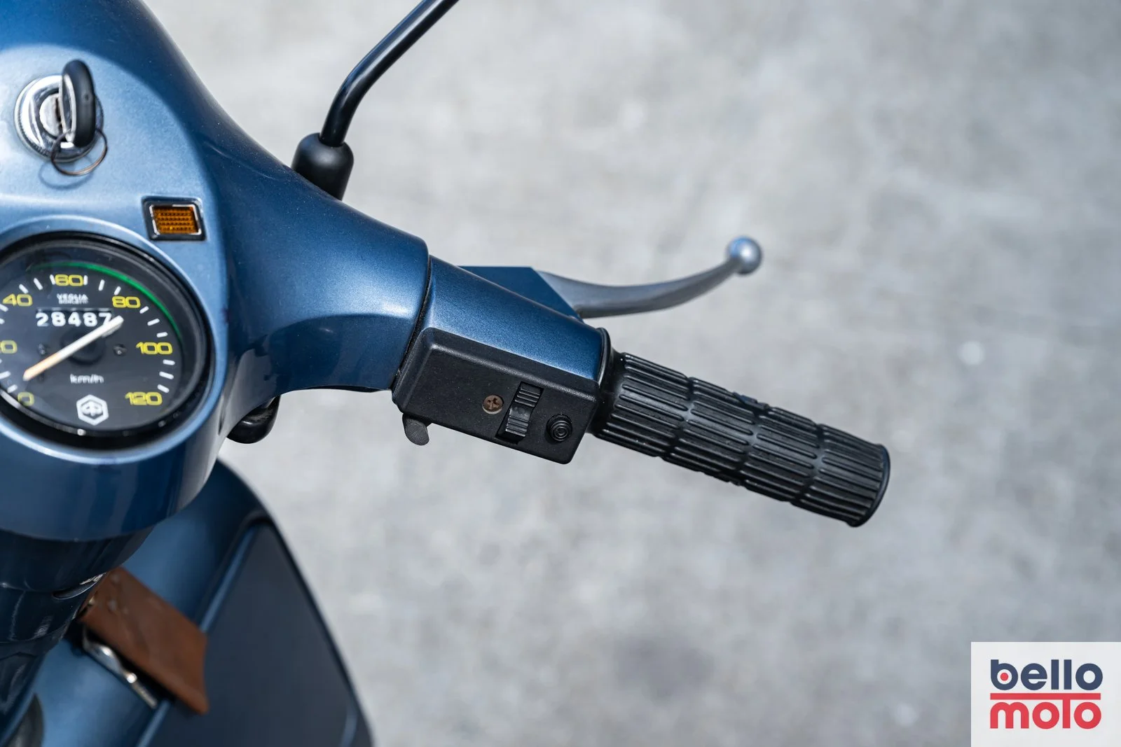 1982 Vespa P200E Metallic Blue BM457 — Bello Moto SF